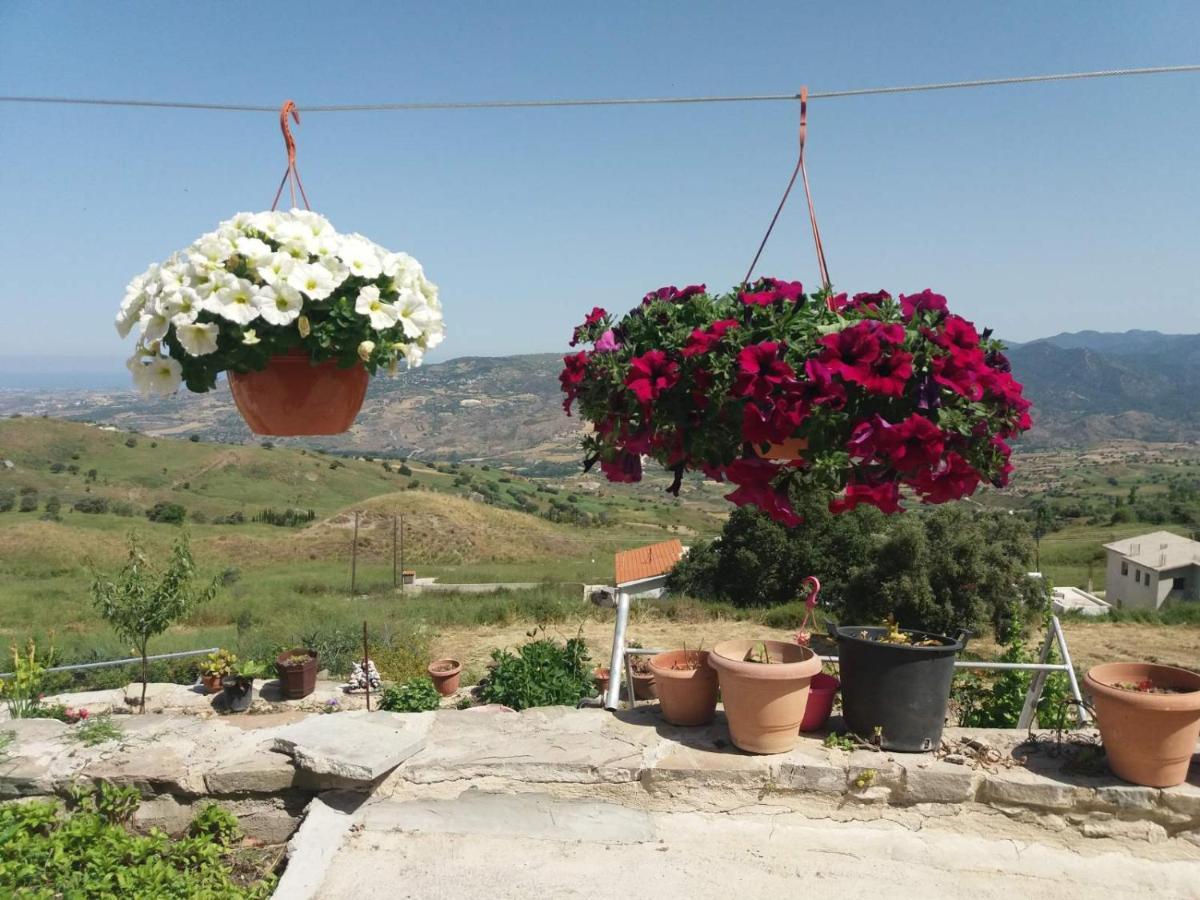 مبيت وإفطار Fyti Georgia'S House المظهر الخارجي الصورة